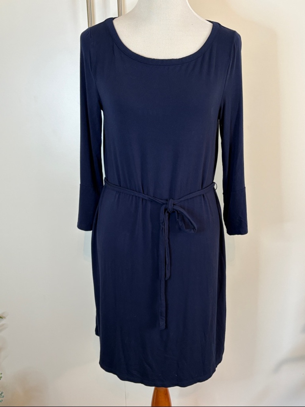 Women's Navy Belted Jersey Scoop Neck Dress | 8L